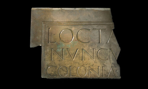 Bronzetafel des. L. Octavius, Namengeber von Augusta Raurica. 15-10 v. Chr.