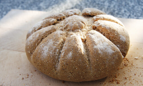 Children's birthday party: Baking Bread. From grain to Roman bread