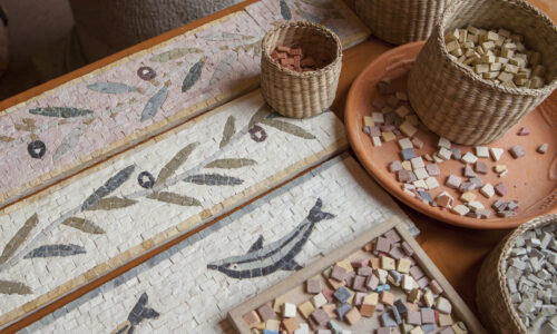 Drop-in offer: Making a mosaic