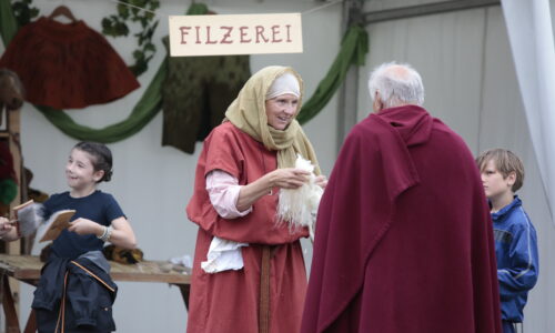 Römerfest Augusta Raurica - Römische Filzerei am Markt - Foto Susanne Schenker